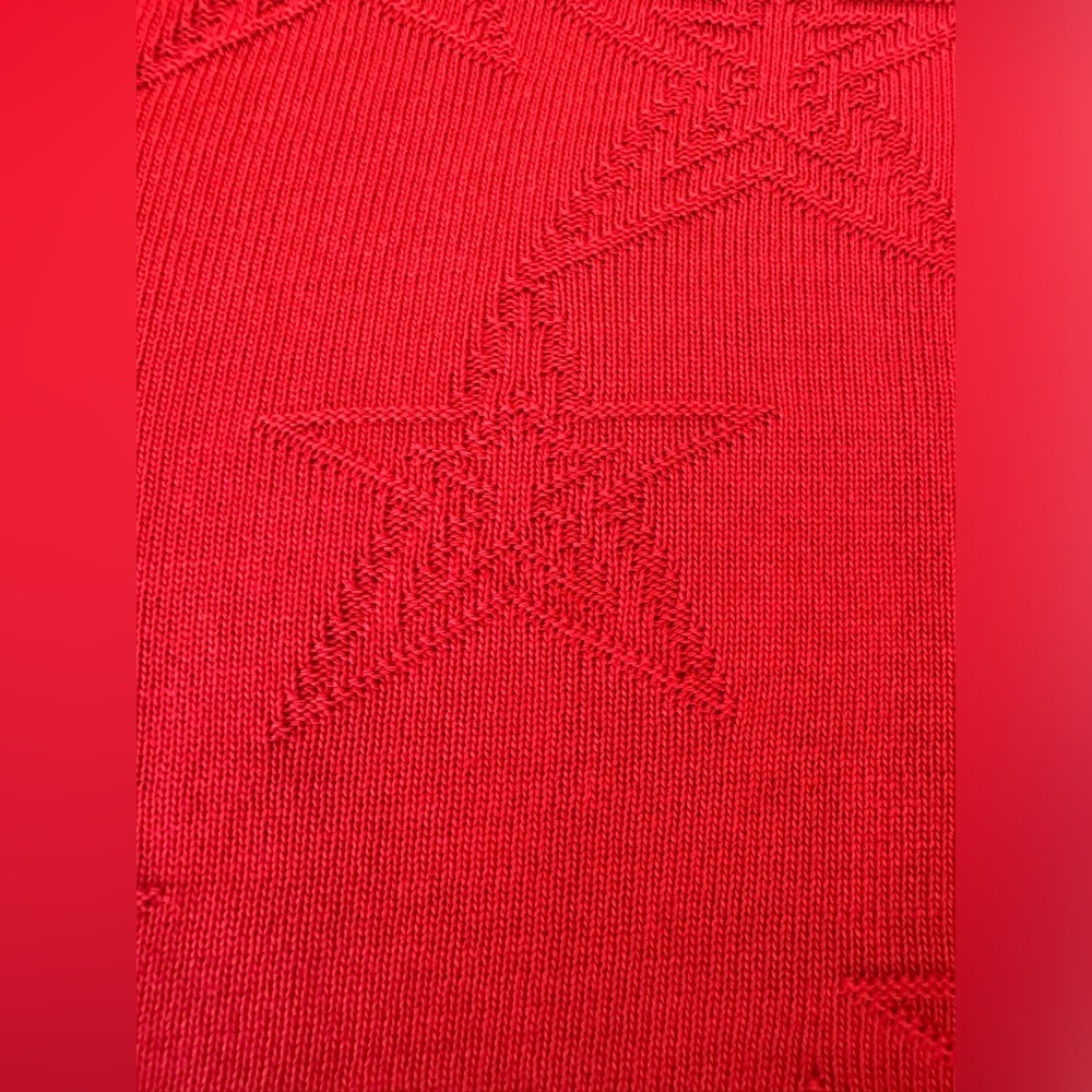Alfred Dunner Red Star Crewneck Sweater, size PM - Picture 2 of 7